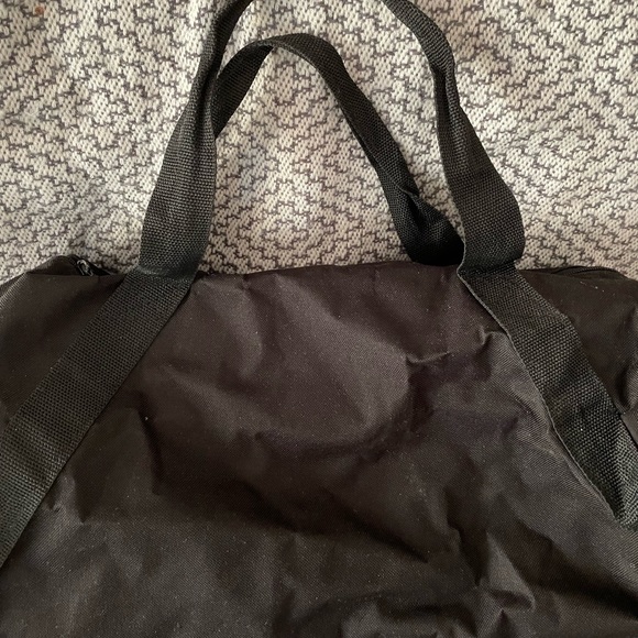 Duffle/Gym Bag - Breast Cancer Awareness - Picture 7 of 8